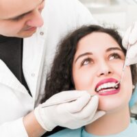 I vantaggi dell’implantologia come soluzione alla rimozione dentale